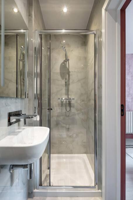 1Lsr - High-End Luxury 2 Bed Designer Apartment Londra Dış mekan fotoğraf